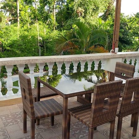 Casa Familya Hotel Batac Ngoại thất bức ảnh