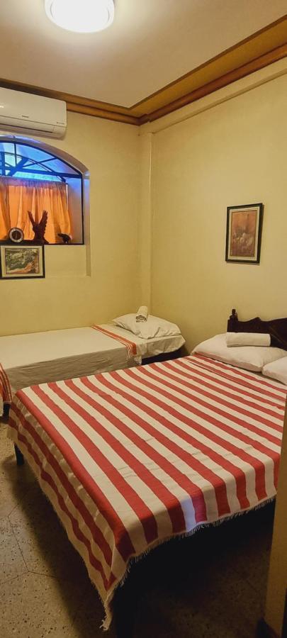 Casa Familya Hotel Batac Ngoại thất bức ảnh