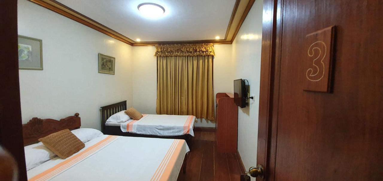 Casa Familya Hotel Batac Ngoại thất bức ảnh