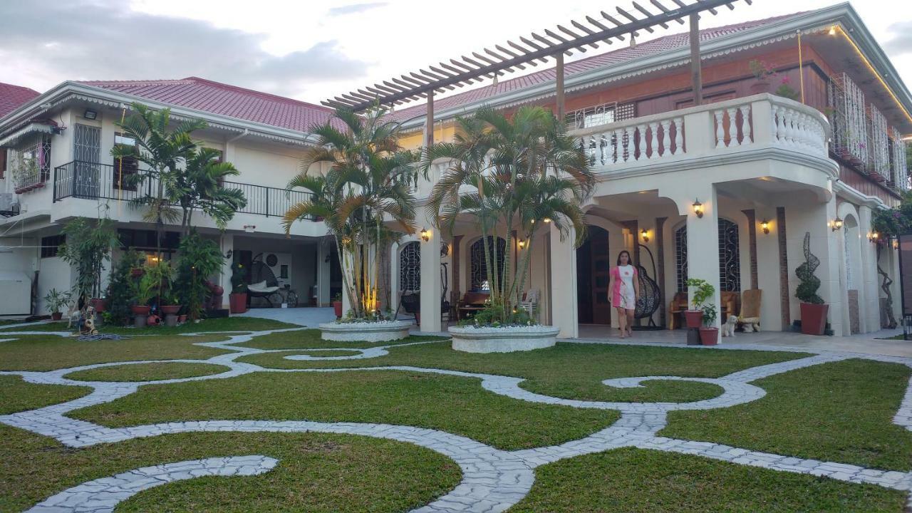 Casa Familya Hotel Batac Ngoại thất bức ảnh