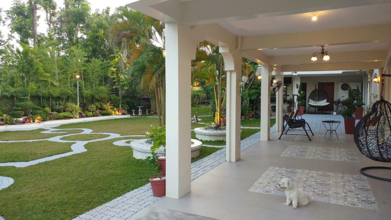 Casa Familya Hotel Batac Ngoại thất bức ảnh