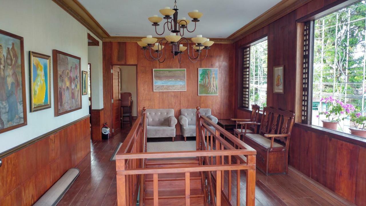 Casa Familya Hotel Batac Ngoại thất bức ảnh